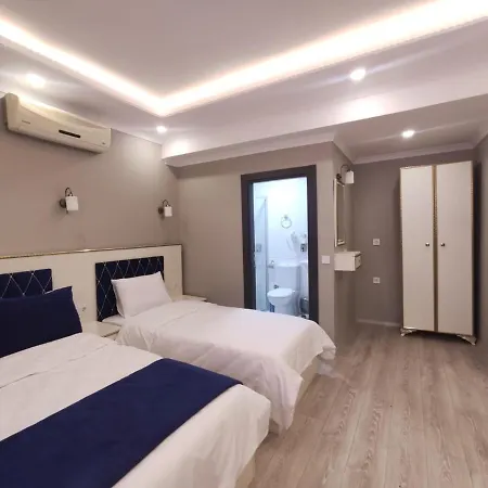 Family Hotell 3*